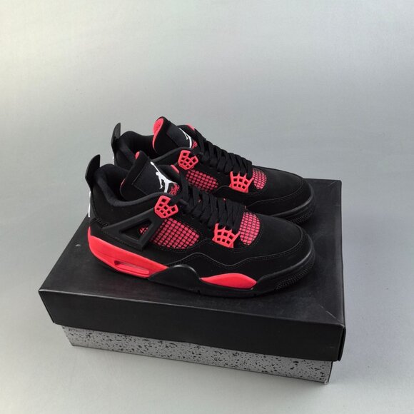 Nike Air Jordan 4 casual fashion sneakers